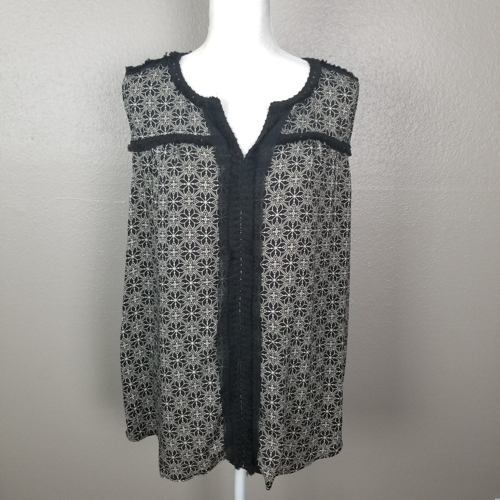 NWT Suzanne Betro B/W Sleeveless Fringe Trim Top L